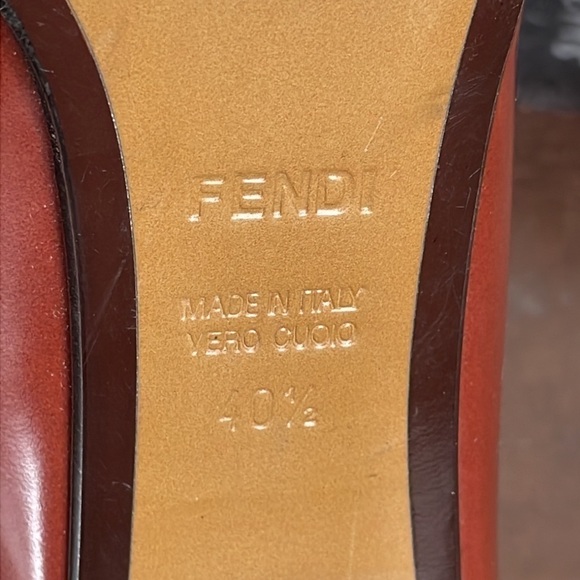 Fendi Austen Spazzolato Loafer Heels Bi Color Career Art To Wear Sz 40.5 - Picture 13 of 16
